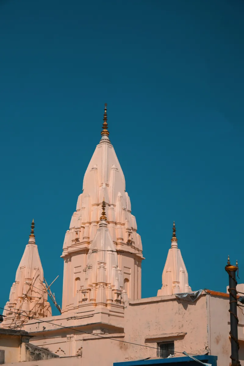 Mesmerizing Varanasi With Ayodhya